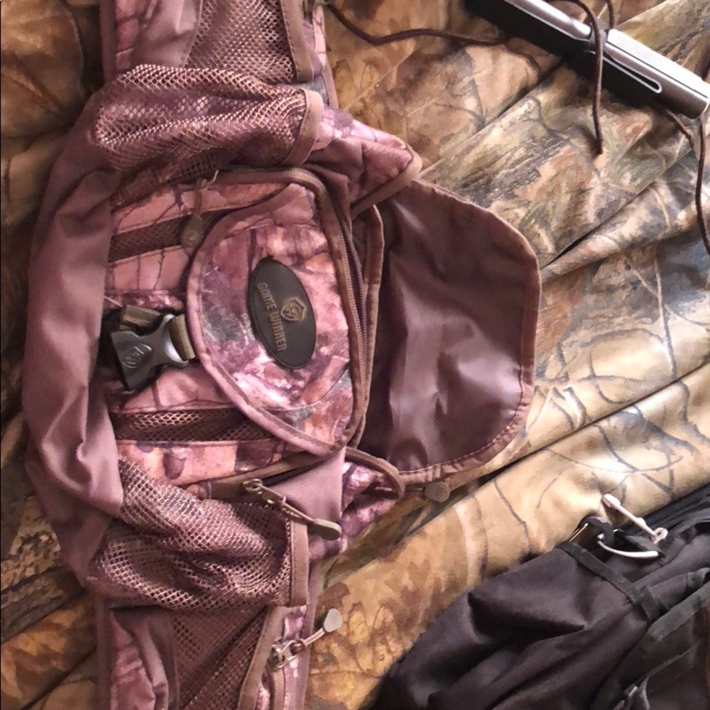 Game winner fanny pack